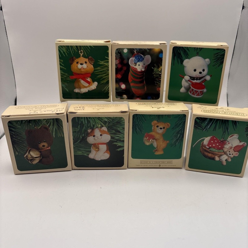 Vtg~Lot of 7~Hallmark Ornaments~Kittens/Drummer/Puppy/Mouse